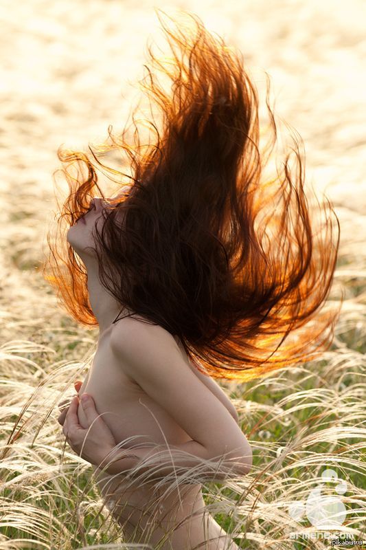 Фото Голая Девушка С Красивыми Волосами