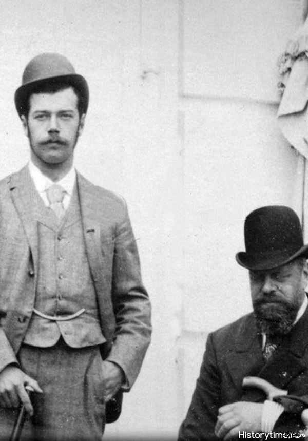 Николай II с отцом Александром III