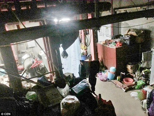 10 лет в подземном бетонном колодце Китай, жилье, колодец, длиннопост