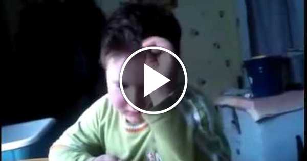 Учит стих травка Учит стих травка