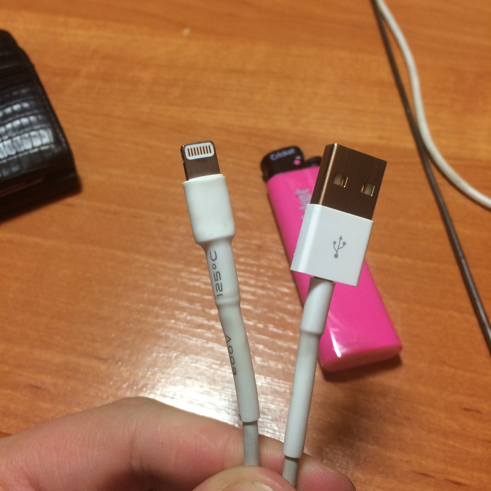 Зарядка телефона от компьютера. Iphone USB починить. Починить кабель зарядки. Починить шнур зарядки айфона. Починить кабель зарядки телефона.