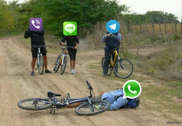 Ватсап упал. Joke велосипед. WHATSAPP is down memes. WHATSAPP vs Telegram Мем. Велосипед joke super e цена.