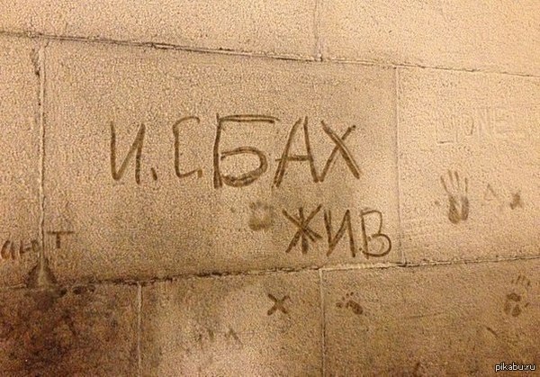 ���  ���