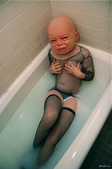 Creepy - NSFW, Mask, Children, Bath