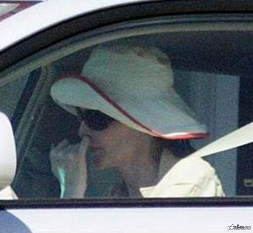 Машины тонируют те, кто любит поковырять в носу?