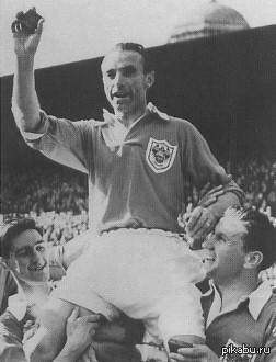   .      700               .