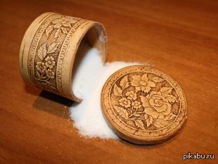 Do you believe in omens? - Signs, Superstition, Salt, Scattered salt