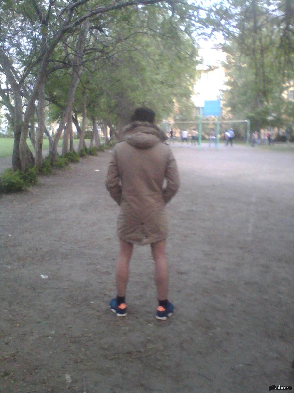 Вчера гуляли с друзьями и увидели модника