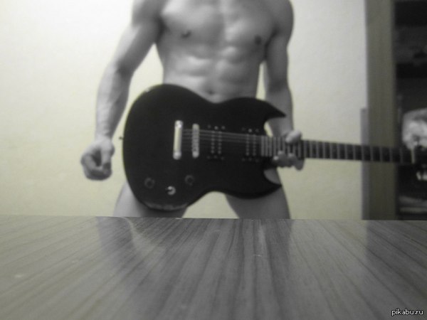 Guitar as an element of clothing! - NSFW, My, Electric guitar, Cubes, guitar player