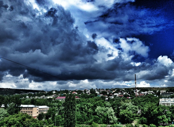 Даже пасмурный июнь может быть красив