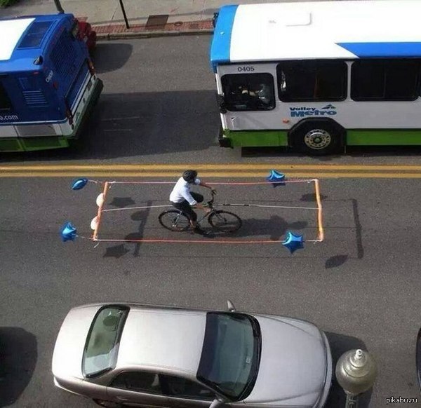 Вырабатывает чувство габаритов)