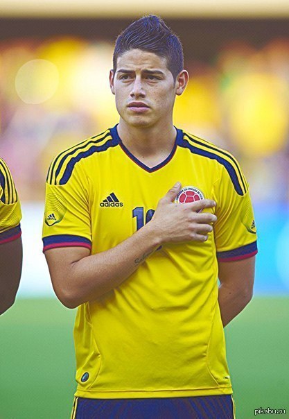 Хамес родригес футболист. Родригес колумбия. Хамес родригес 2014. Хамес родригес футболист. Хамес родригес с золотой бутсой.