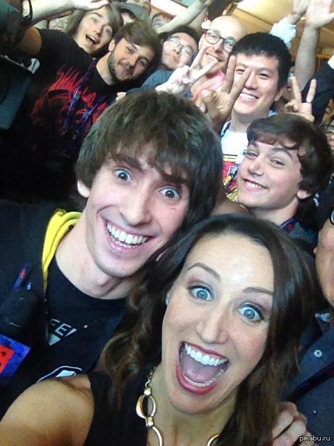 Селфи Кейси с Денди