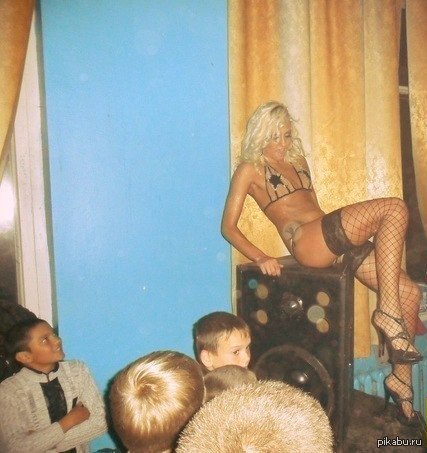 I would remember such a school disco for a long time :D - NSFW, Disco, Striptease