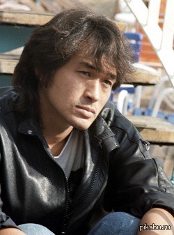 Уже 23 года его нет, но он жив.