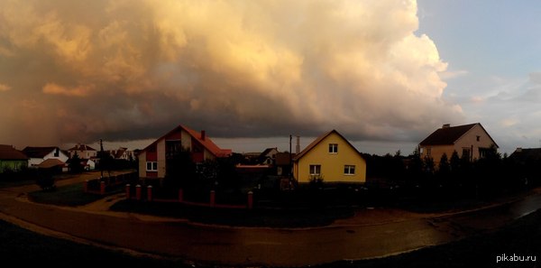 Подхожу к окну, а там..