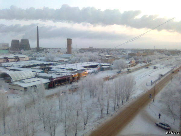 Город Байконур зимой.