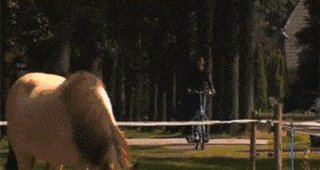 Ехать пешком)