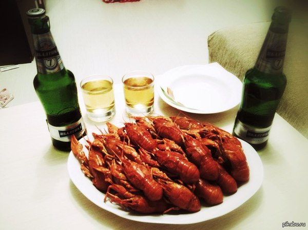           Heineken,  Lay's     .  .