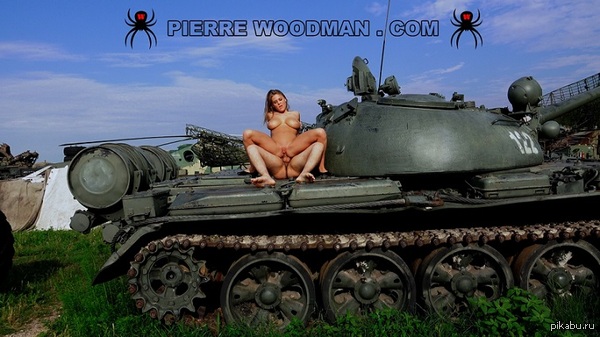 Everything about this photo is great. - NSFW, The photo, Porn, Military equipment