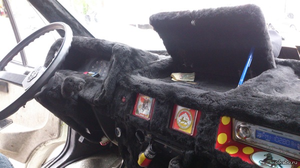 � ���������� � ������ "Meanwhile in Russia"