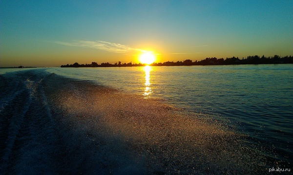 Закат на Днепре