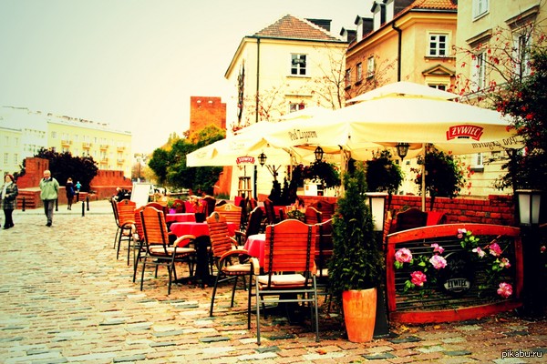 ТИПИЧНАЯ ВАРШАВА