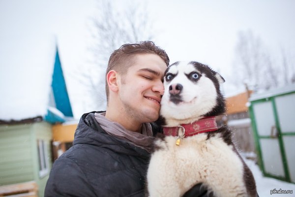 Когда вдруг заметил, что тебя фотографируют