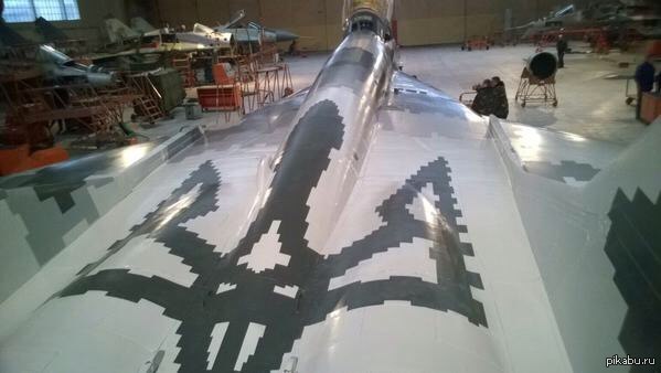 Благодаря новому камуфляжу, украинские истребители станут более незаметными!