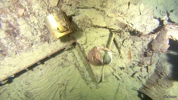 Кухонная утварь с "Титаника" на дне океана