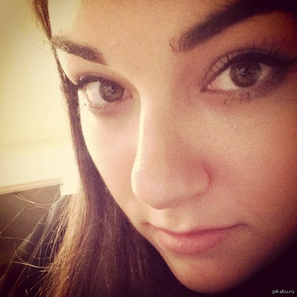 Тем временем в инстаграмме Александры Серовой