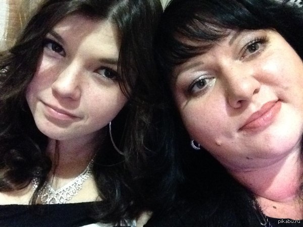 Оля Картункова со своей 15-летней дочкой Викторей
