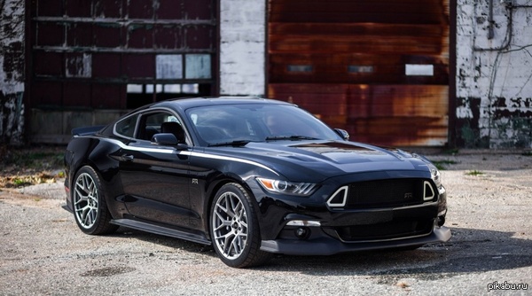 Mustang 2015 RTR  , 725 !