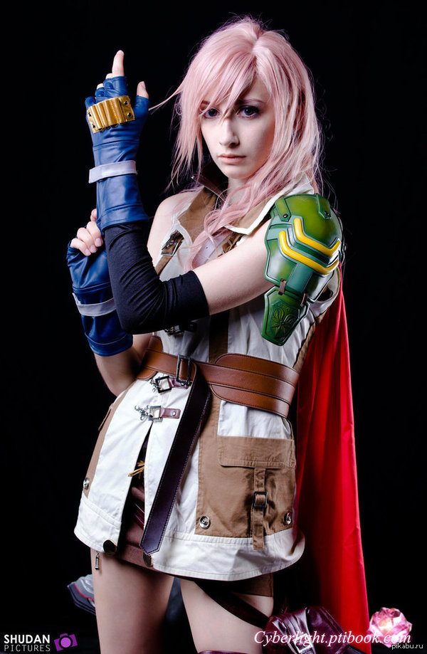 Lightning Cosplay