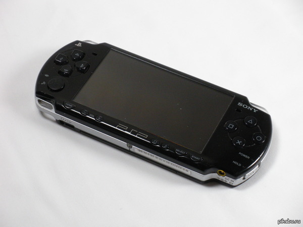 PSP 2000  ,   .    .    (  ).   . 