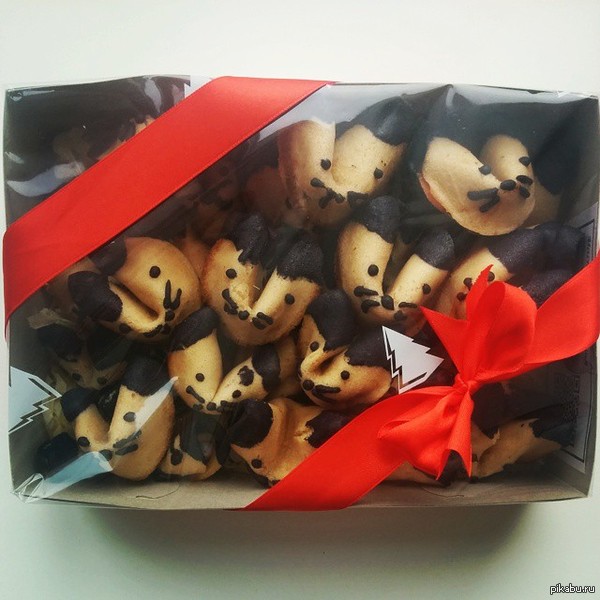 Печеньки с предсказаниями