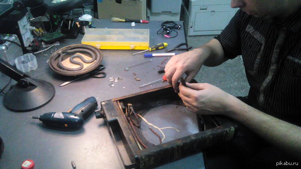 тыжпрограммист и ремонт электроплиты