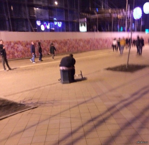 � 8 �����, ����