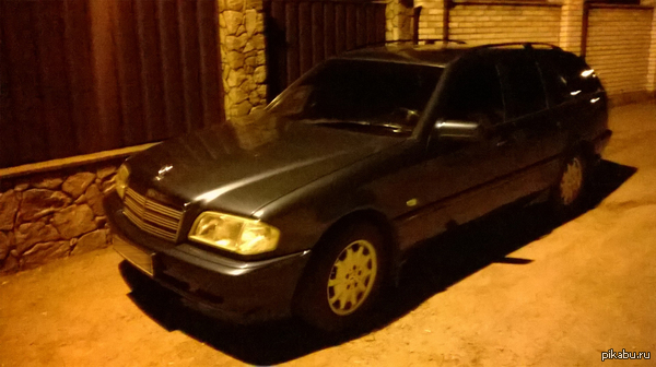 Какого цвета машина?