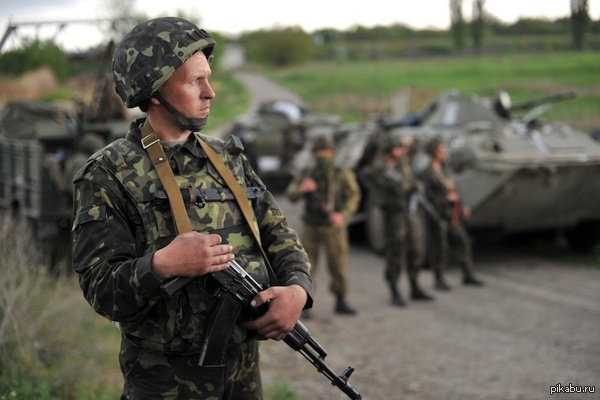  :      http://russian.rt.com/inotv/2014-07-14/Ukrainskij-soldat-Eshhe-spasibo-skazhete    .   ,   . ,  ,     .