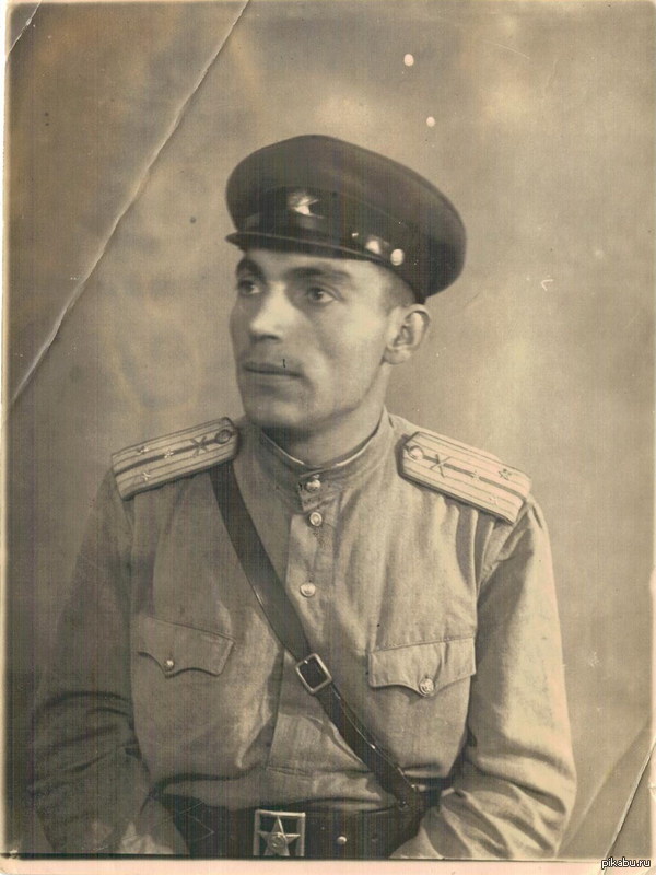 ТОВАРИЩИ ПИКАБУШНИКИ!!! Нужна помощь. Не кармы ради, поднимите в топ. Комменты для минусов внутри.