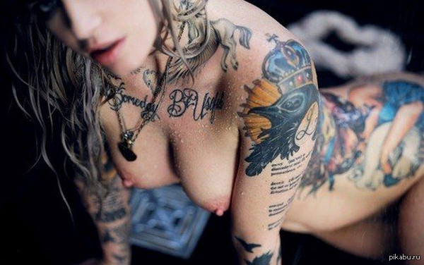 Nude Tatooed Women