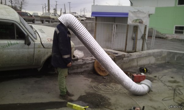 harsh Siberian installers ventilate their heads with a fan in the air duct - My, Работа мечты, Idiocy, Fan, Siberia