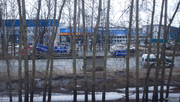 Респаун Респаун (англ. respawn, перерождение) — в играх место постоянного появления какого-либо объекта или персонажа игрового мира, происходящее в определённой точке.