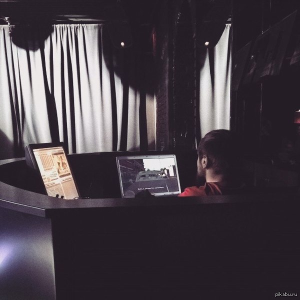   DJ   :    Lumia 640XL