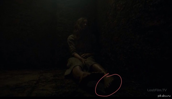 Шесть пальцев.