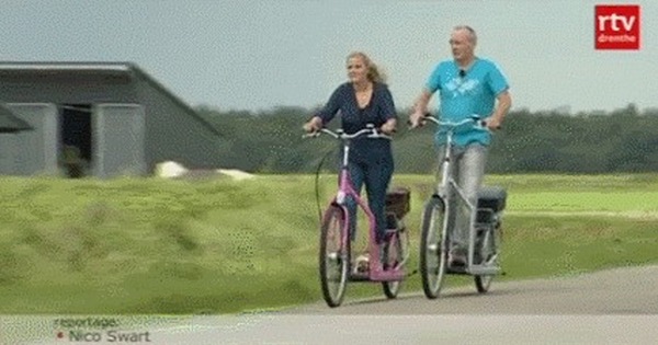 A walk on the bike. - Walk, GIF, Road, A bike, Steering wheel, Call, Brake, Trunk