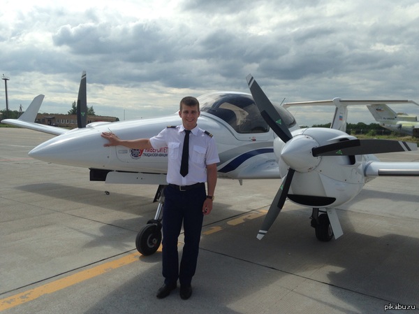 Завтра проверка на получение лицензии коммерческого пилота)