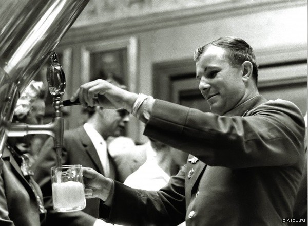    Carlsberg     (   .  )