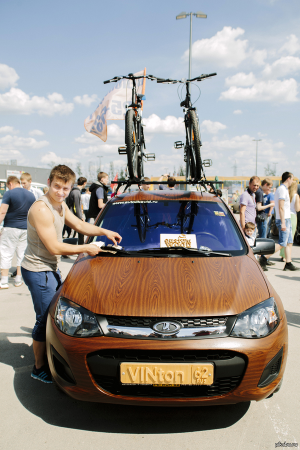   LaDa    ...
